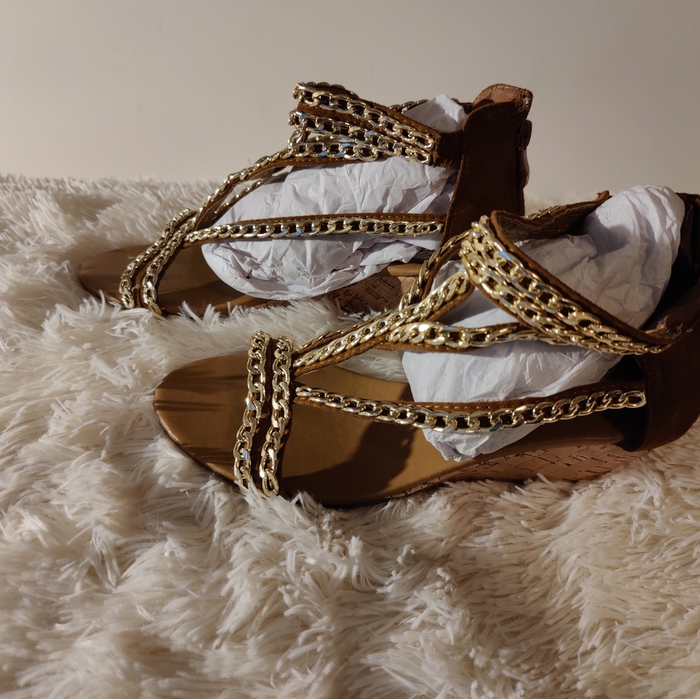 Brown Cork Wedge Heel Sandals w/ Gold Chains From Venus Catalog, Size 7